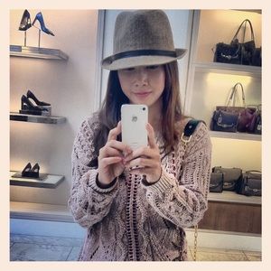 Meet your Posher, Tara